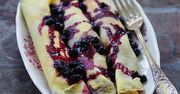 Przepis na naleśniki z jagodami i mascarpone. Idealny letni obiad