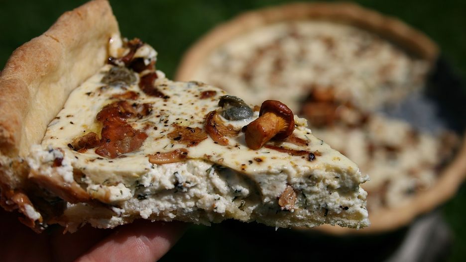 Tarta serowa z kurkami. Smakowite zwieńczenie sezonu