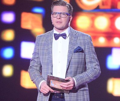 Internauci znów kpią z tragedii i atakują Filipa Chajzera. Dziennikarzowi puściły nerwy