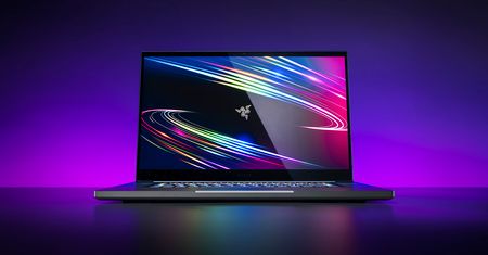 Razer Blade 17 Pro to maszyna, dzięki której mógłbym polubić komputerowe granie