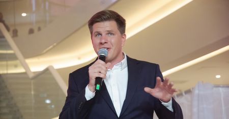 Siostra Filipa Chajzera ma boskie ciało! Dziennikarz pokazał jej zdjęcie