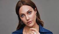 Meryem Uzerli znana najbardziej z roli sułtanki Hürrem w serialu ''Wspaniałe stulecie''