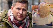 Filip Chajzer sfotografował synka podczas zabawy z dziadkiem. W tle ogromny salon. Jak mieszka prezenter?