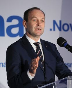 Nowoczesna apeluje o podpisywanie się pod wnioskiem o delegalizację ONR