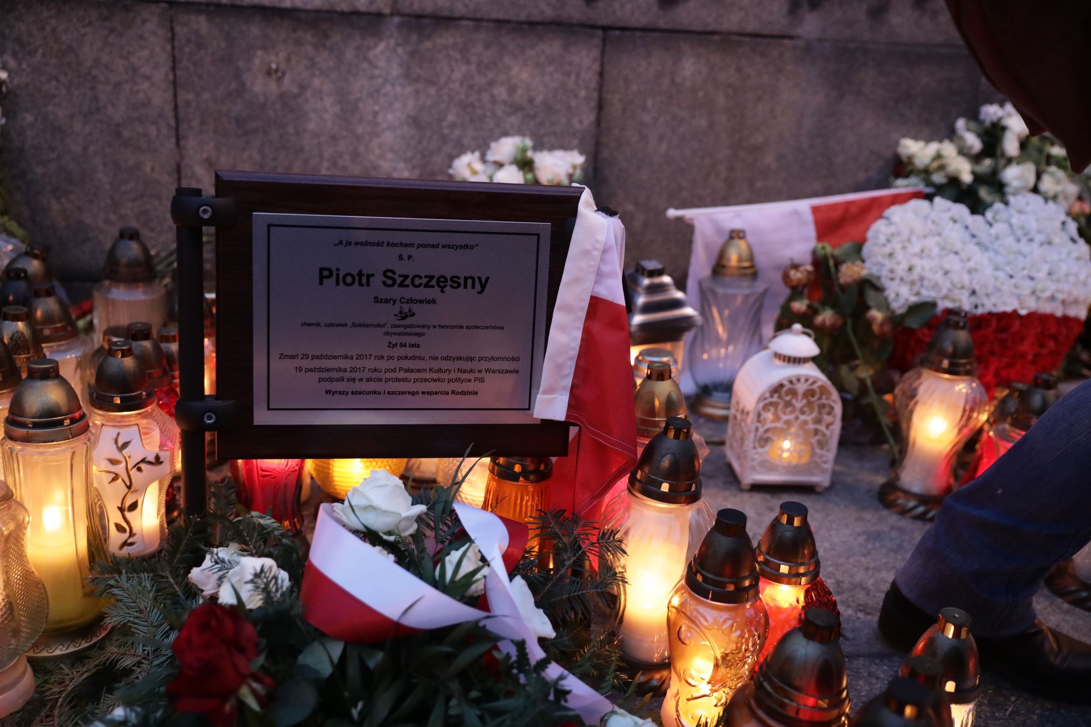 Dochodzenie ws. śmierci Piotra Szczęsnego trwało 9 miesięcy