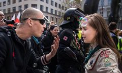 Postawiła się neonazistom. Teraz grozi jej niebezpieczeństwo