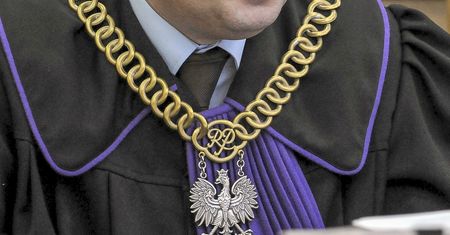 Prokurator pytał SMS-em, który sędzia "jest łagodny". Nie poniesie konsekwencji