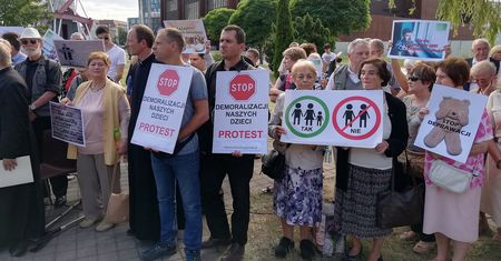 Gdańska prawica w natarciu. Absurdalny protest trójmiejskich katolików