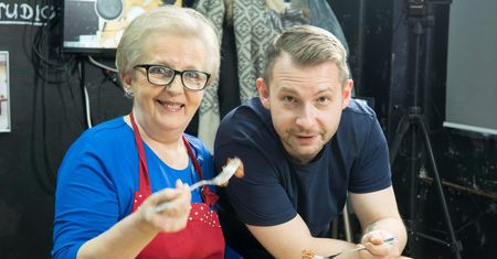 Doświadczenie w kuchni, 4 lata i dwoje dzieci. Tyle trzeba, żeby zdobyć rzesze fanów na emeryturze