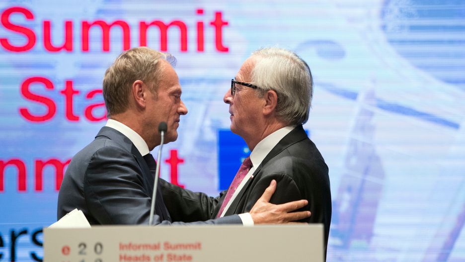 Tusk i Juncker nie wykluczają brexitu bez porozumienia