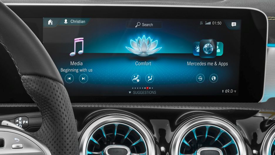 Obecnie systemy multimedialne są już tak rozbudowane, że potrzebują aktualizacji. A to dopiero początek.