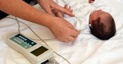 "Nie kocham tego dziecka". Rozważa oddanie go do adopcji