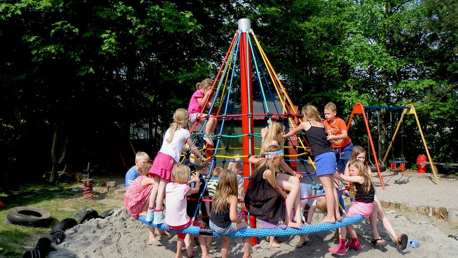 Nastolatek, który trafił kamieniem w 3-latka usłyszał w czwartek zarzuty.