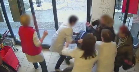 Tego złodziej się nie spodziewał. Ekspedientki nie pozwoliły na kradzież