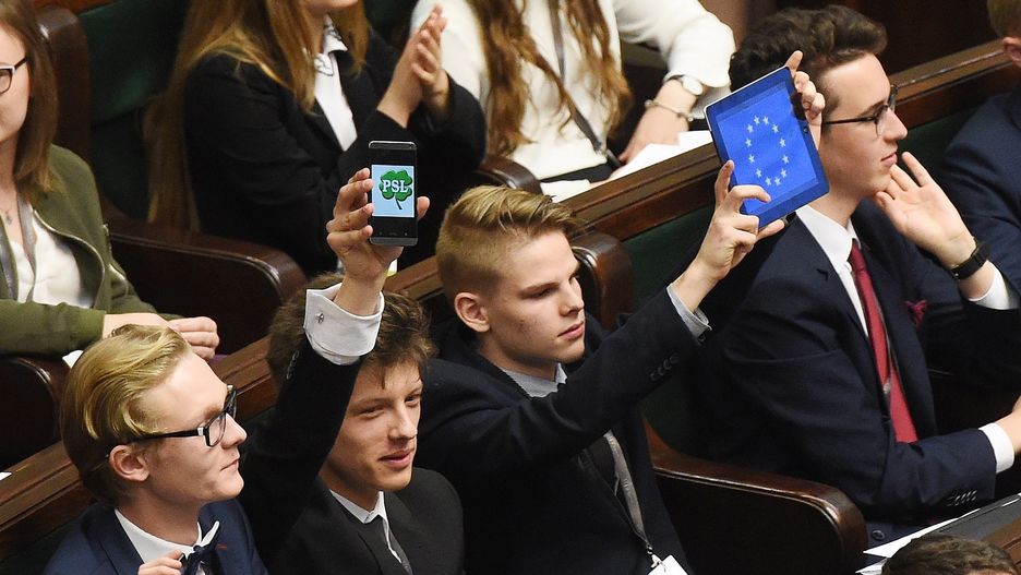 Obrady Sejmu Dzieci i Młodzieży zostaną przeniesione do Audytorium Maximum Uniwersytetu Warszawskiego