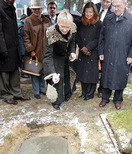 Fundacja Ewy Błaszczyk wybuduje klinikę "Budzik"