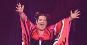 Netta Barzilai pluska się w jacuzzi. Niczego się nie wstydzi