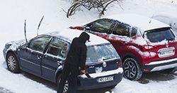 Jak w siarczyste mrozy zadbać o auto?