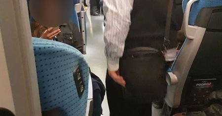 Opóźnienie pociągu z Warszawy do Zielonej Góry. "Ludzie się wściekli, konduktor nie wie co się dzieje"