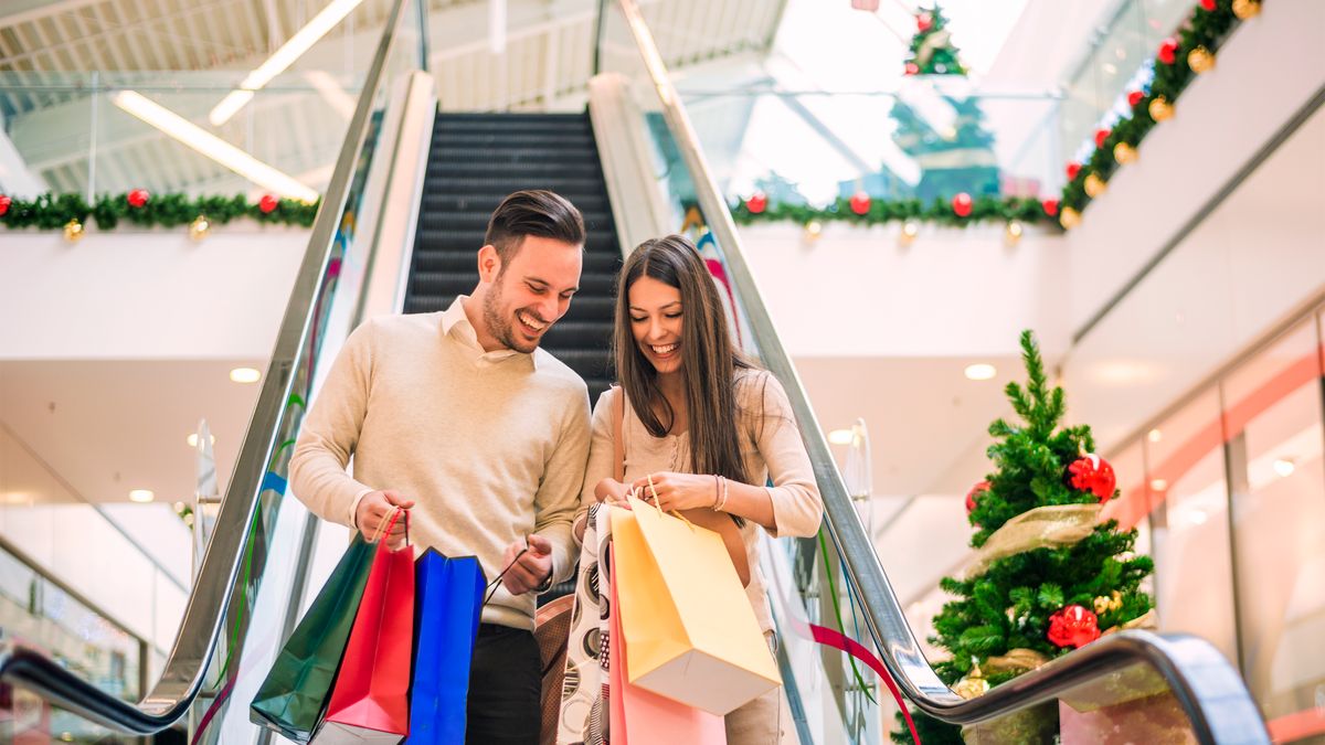 Wigilia 2018. Sprawdź godziny otwarcia sklepów w wigilię, święta i Nowy Rok