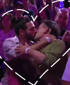 Pocałunek dwóch mężczyzn w TVP. Nareszcie!
