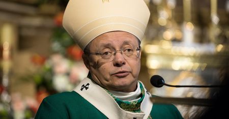 Zapłacą milion złotych, aby pokonać monopol arcybiskupa. Miasteczko zakłada tani publiczny cmentarz