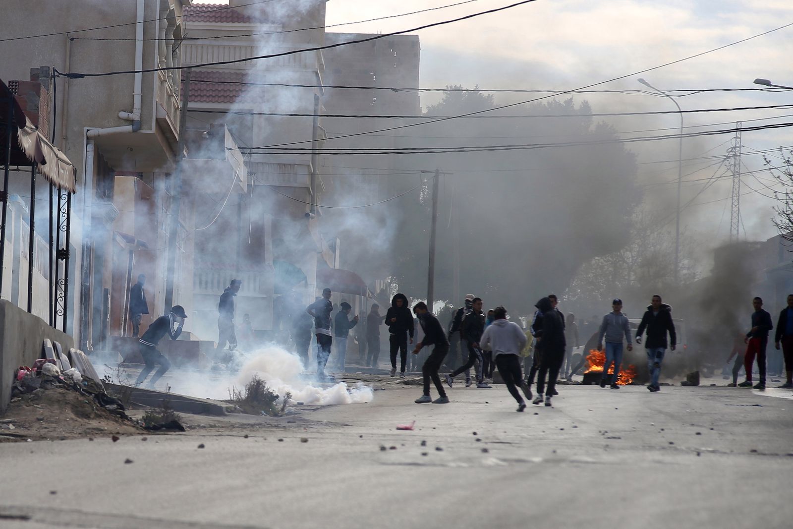 Zamieszki w Tunezji. Dziennikarz podpalił się w ramach protestu