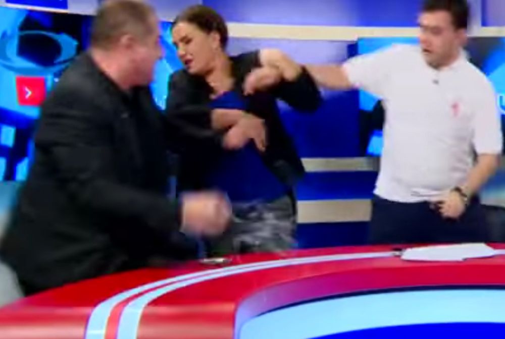 Wściekłe pięści polityków. Top 6 bijatyk w gruzińskiej telewizji