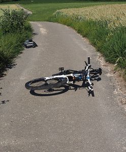 Śmiertelne potrącenie rowerzysty. Sprawca uciekł. Policja zatrzymała podejrzewanego "mówiącego po polsku"