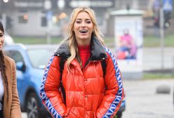 Marcelina Zawadzka w puchowej kurtce. Nie dało się jej nie zauważyć