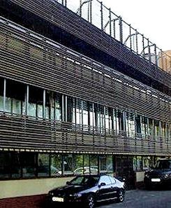 PiS musi się wynieść z Nowogrodzkiej. Powstanie hotel