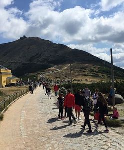 W Karkonoskim Parku Narodowym stanęły toalety. Wciąż nie ma ich na Śnieżce