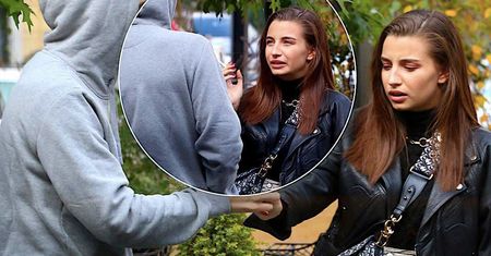 Julia Wieniawa ma brzydki nałóg. Paparazzi przyłapali ją na gorącym uczynku