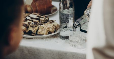 Młodzi zorganizowali bezalkoholowe wesele. Krewni pytali, gdzie wódeczka