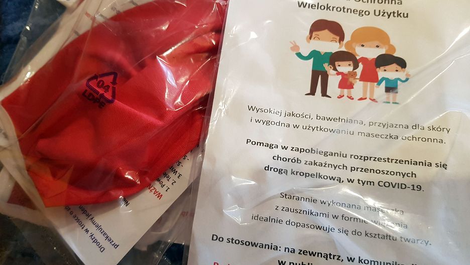 Koronawirus w Polsce. Słupsk rozdaje maseczki