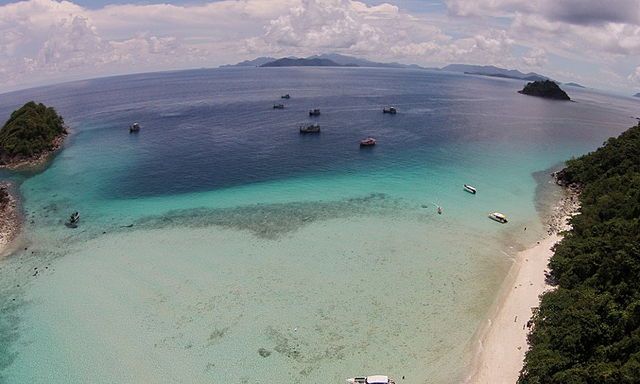 Na wyspie Koh Chang będzie okazja wykąpać się ze słoniami 