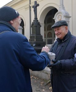 Wszystkich Świętych 2019. Kwesta na Powązkach podliczona. Rekordowa kwota