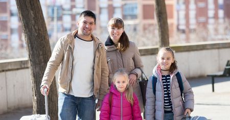 Zestaw walizek, czyli sposób na rodzinne podróże