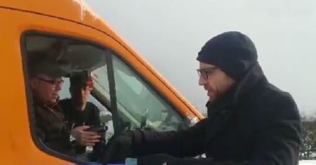 Piekarnia podbiła serca kierowców tkwiących w korku. Powinni nagrodzić swojego pracownika