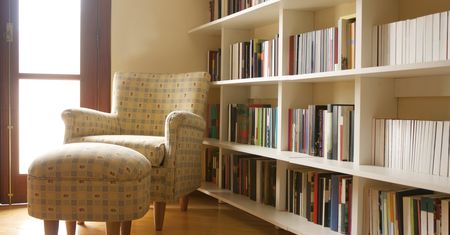 Jak przechowywać książki, czyli aranżacja domowej biblioteczki