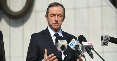 Koronawirus w Polsce. Tomasz Grodzki: dziurawą tarczę chcemy zamienić na solidną tamę antykryzysową