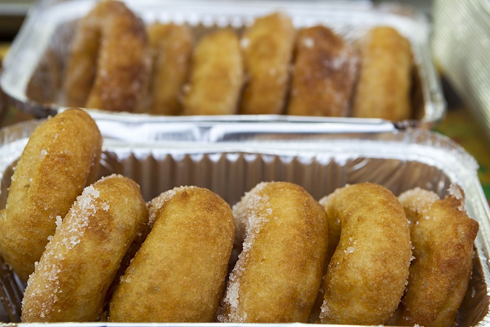 Polskie pączki różnią się od tych amerykańskich.
