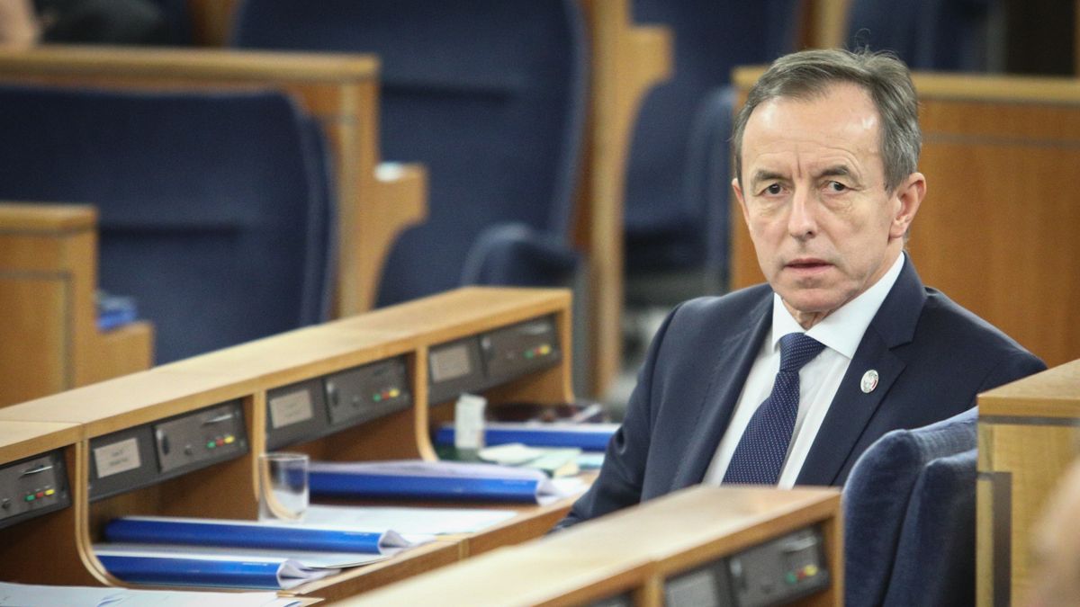 Senat, na czele którego stoi marszałek Tomasz Grodzki, nie dostanie 100 mln zł na pomoc środowiskom polonijnym. Tak zakłada nowa poprawka do budżetu autorstwa PiS.