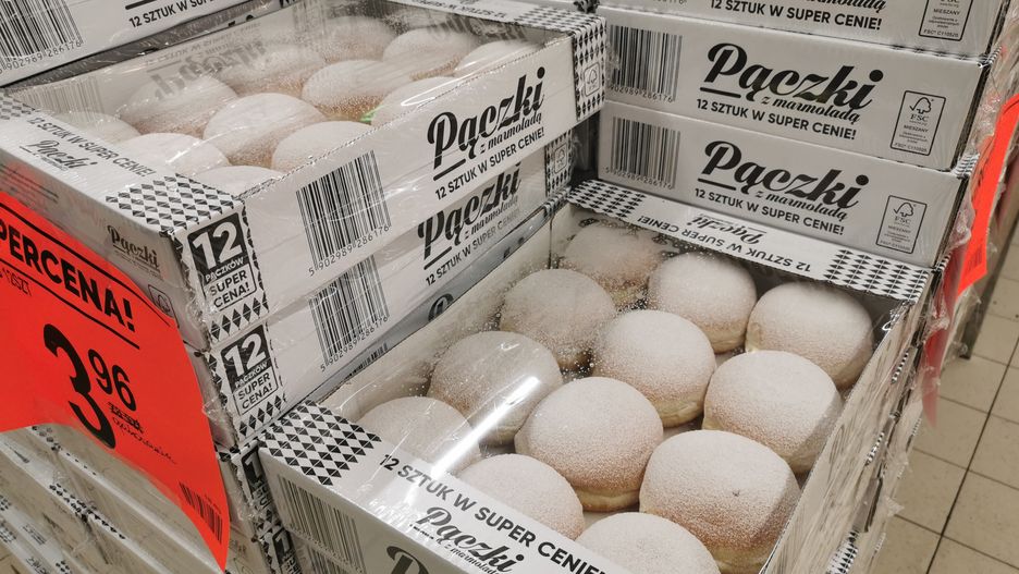 Tłusty czwartek 2020. Gdzie kupić najtańsze pączki? Promocje w Biedronce, Lidlu i Carrefourze