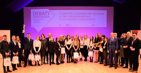 Uczniowie pilskiej „Nafty” wygrali Mistrzostwa Powiatu w Debatach Oksfordzkich