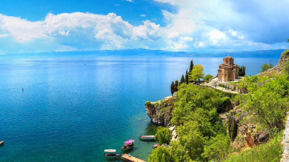 Jezioro Ochrydzkie to jedna z największych atrakcji Macedonii