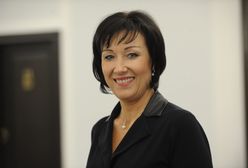 Pomalowali drzwi biura posłów PiS w Węgorzewie. Policja szuka sprawców