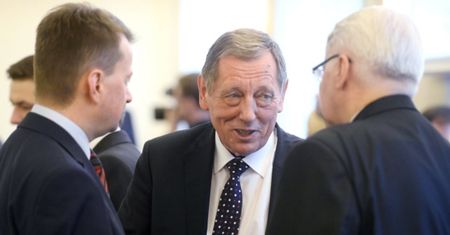 Posłanka pyta o "córkę leśnika", ale Jan Szyszko nie odpowie na pytania
