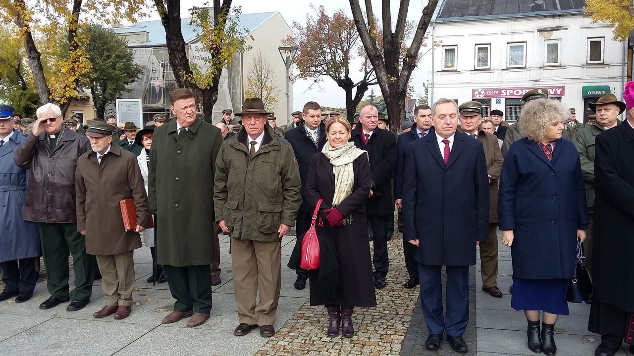 PiS idzie na wojnę z partią myśliwych. Do gry wchodzi Jan Szyszko