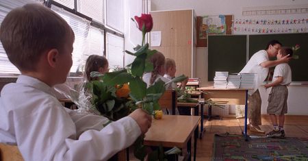 300 zł wyprawki szkolnej dla dziecka. Wyjaśniamy krok po kroku procedurę, terminy i warunki